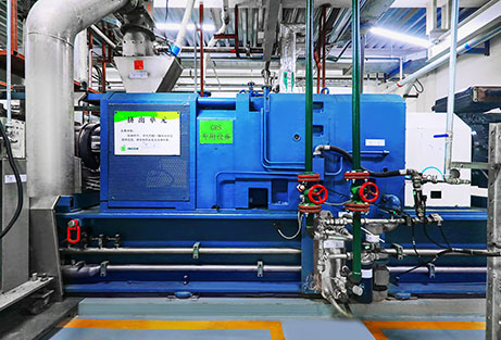 挤出机